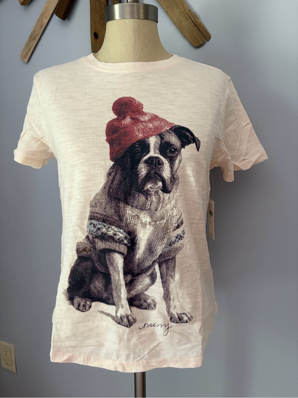 Pilcro Bennie Cream Graphic Tee with Red Beanie Dog Size Medium NWT - Picture 2 of 3